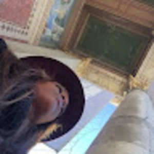 Meet your Posher, Darcelle